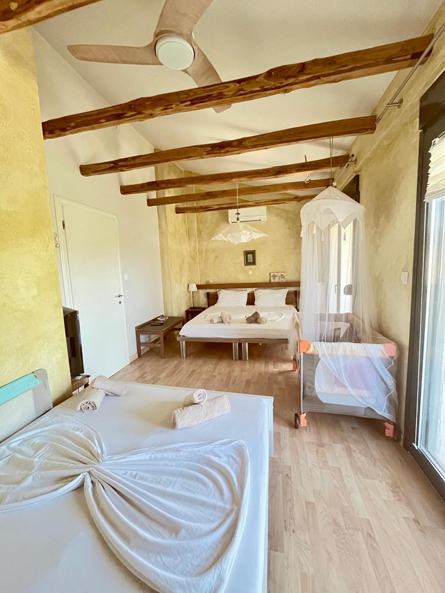 Mikael Pool Villa Палиурион Екстериор снимка